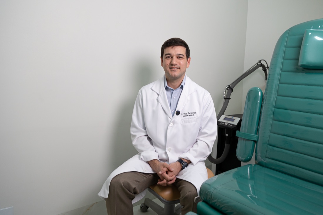 Dr. Diogo Dutra de Sá, cirurgião vascular